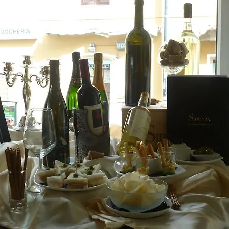 ホテル Residenziale La Corte