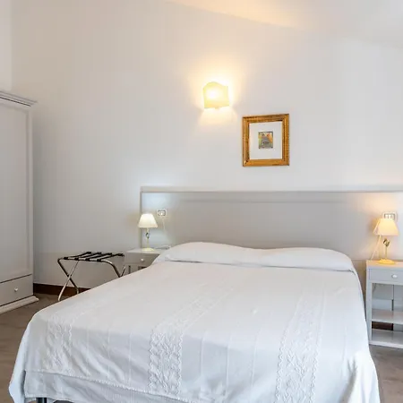Residenziale La Corte Hotel Tortoli