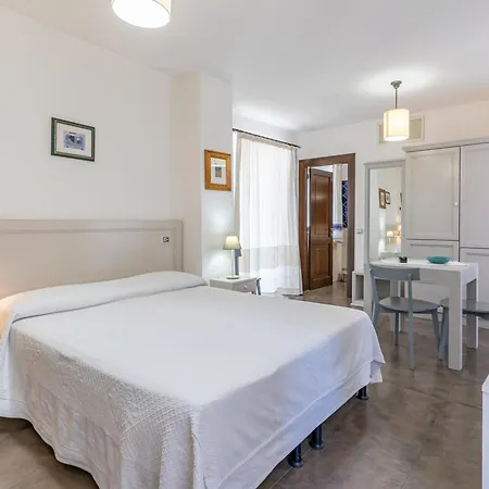 Hotel Residenziale La Corte Tortoli