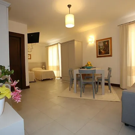 Hotel Residenziale La Corte 3*